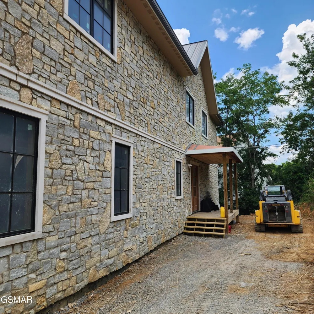 799 Penelope Lane Sevierville, TN 37876