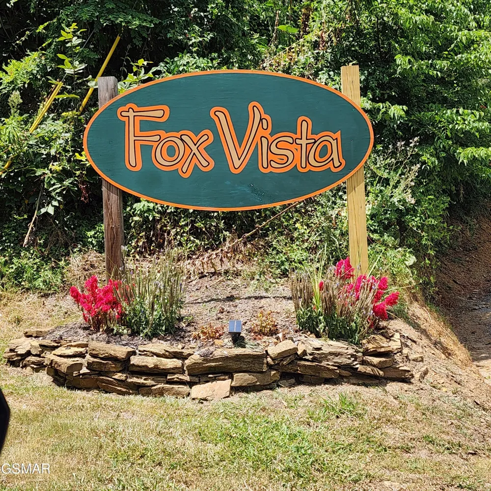 799 Penelope Lane Sevierville, TN 37876