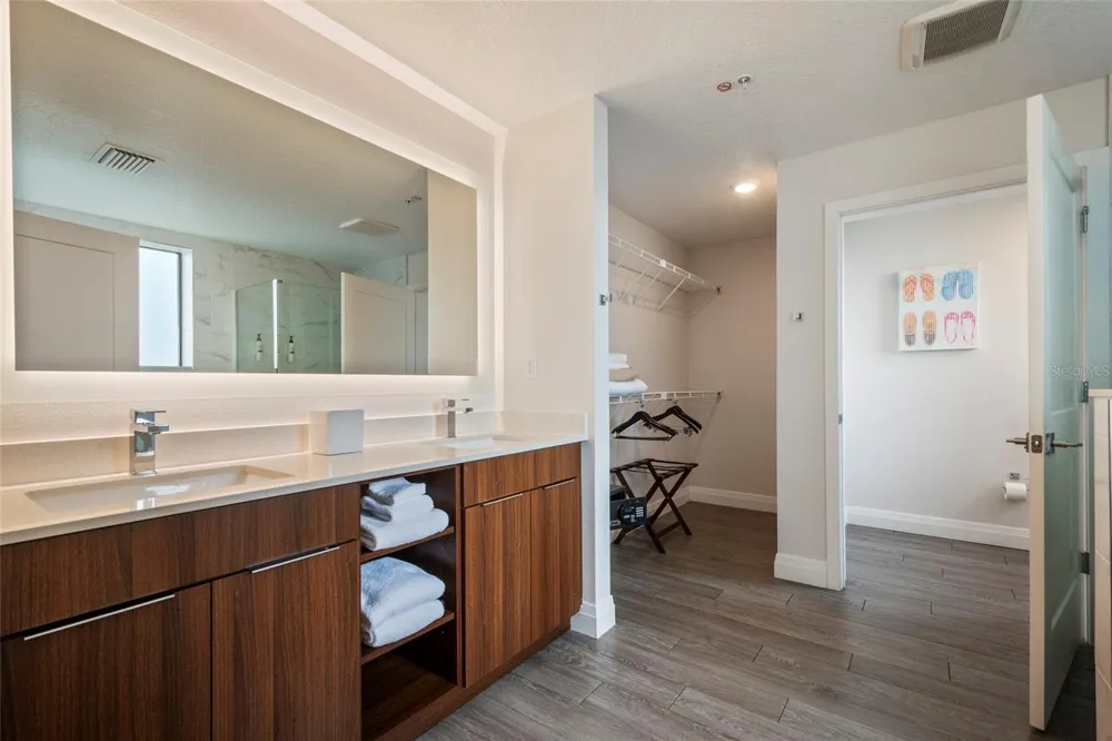 14501 GROVE RESORT AVENUE #2542 Winter Garden, FL 34787