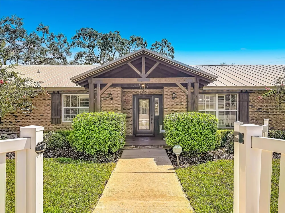 4627 CANARY STREET Orlando, FL 32812