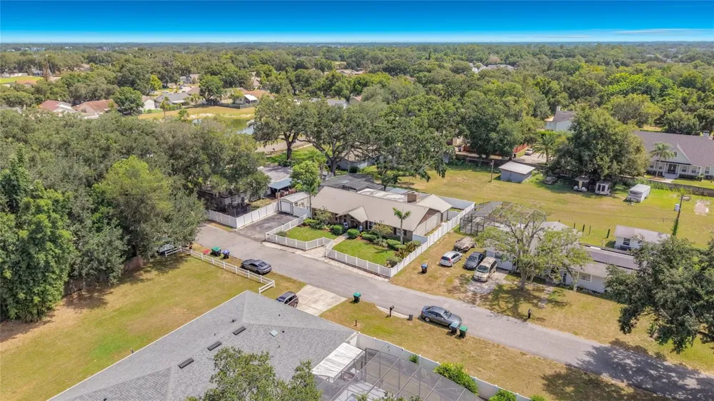4627 CANARY STREET Orlando, FL 32812