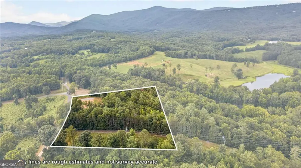 1395 Cowart Mountain RD Jasper, GA 30143