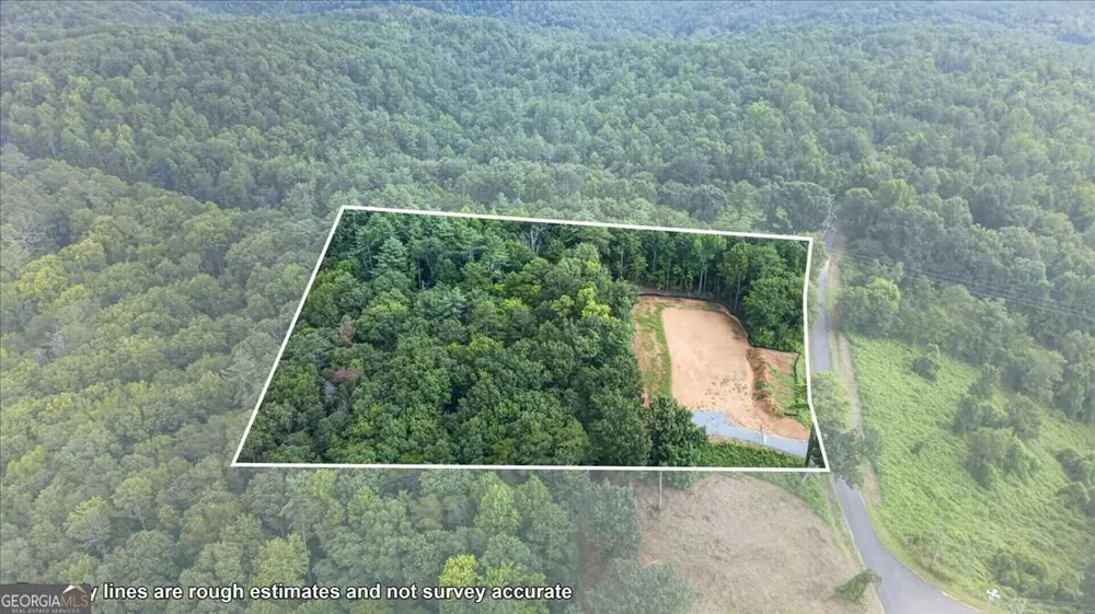 1395 Cowart Mountain RD Jasper, GA 30143