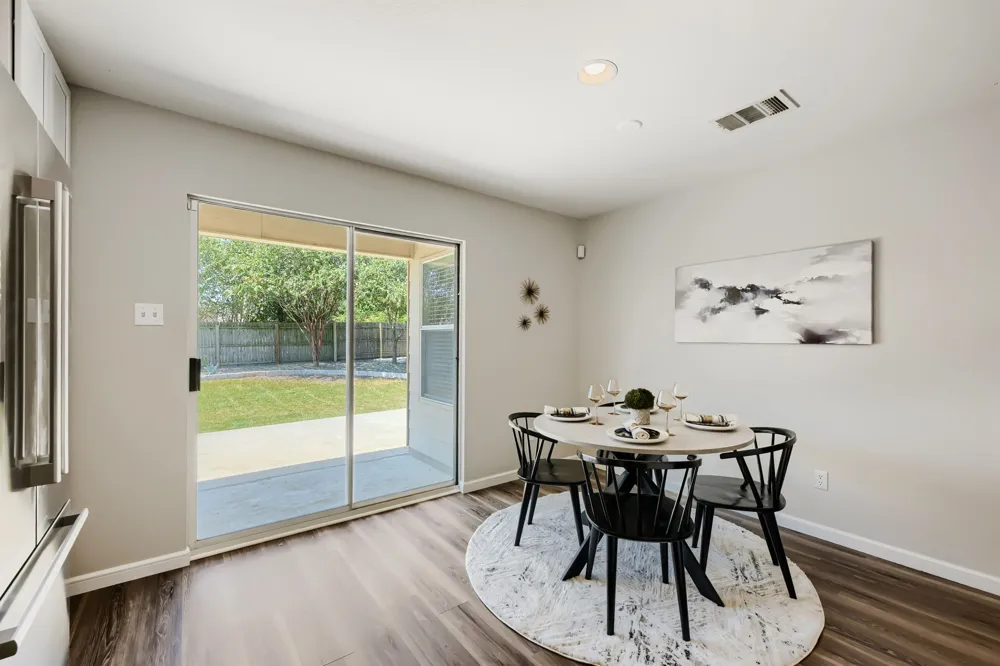 137 Pine Arbol Buda, TX 78610