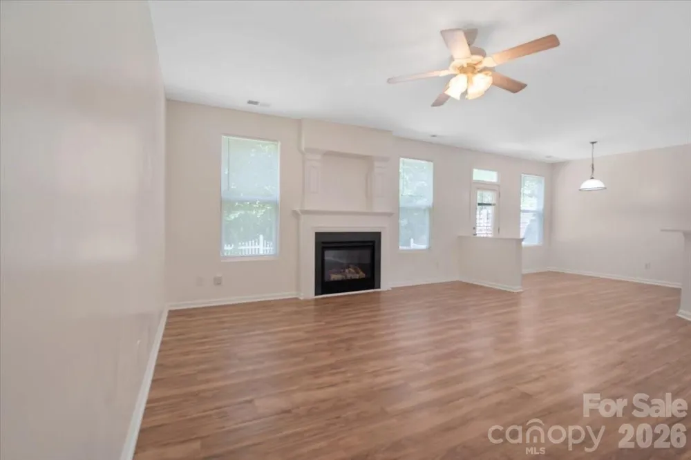 423 Mountain Quail Drive Charlotte, NC 28216
