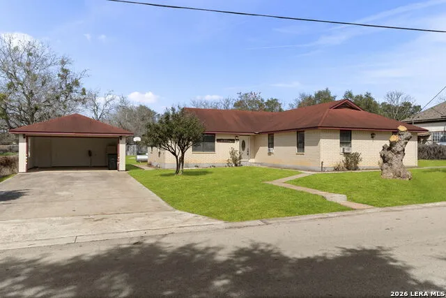 105 East St Stockdale, TX 78160