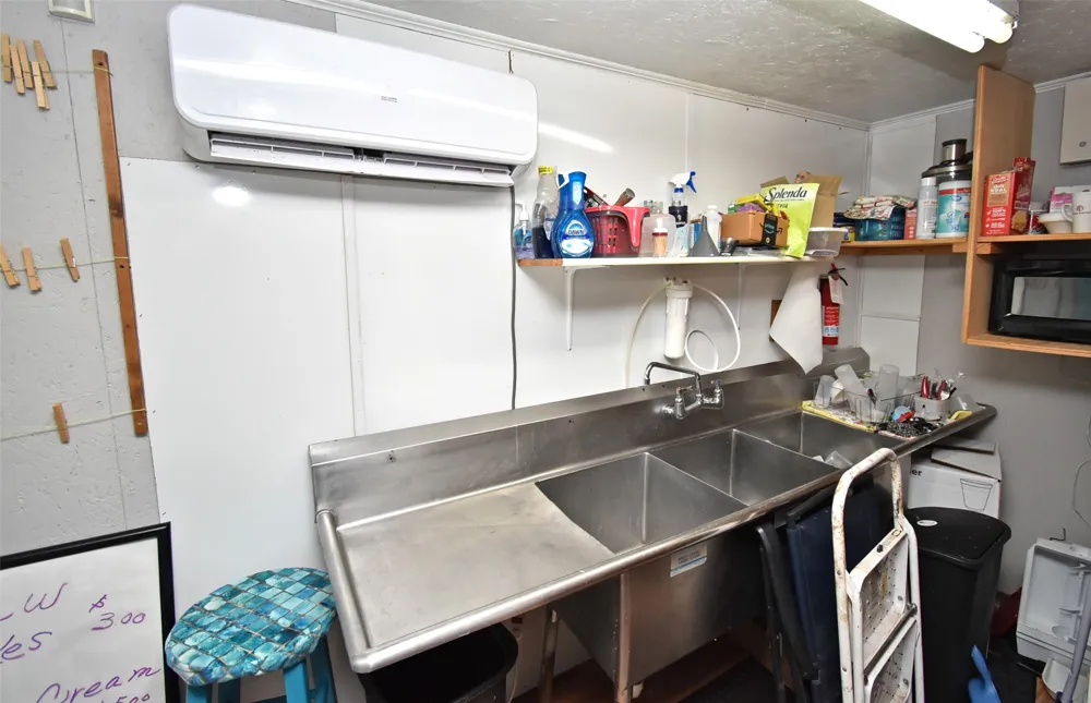 415 W Bermuda Street Quitman, TX 75783