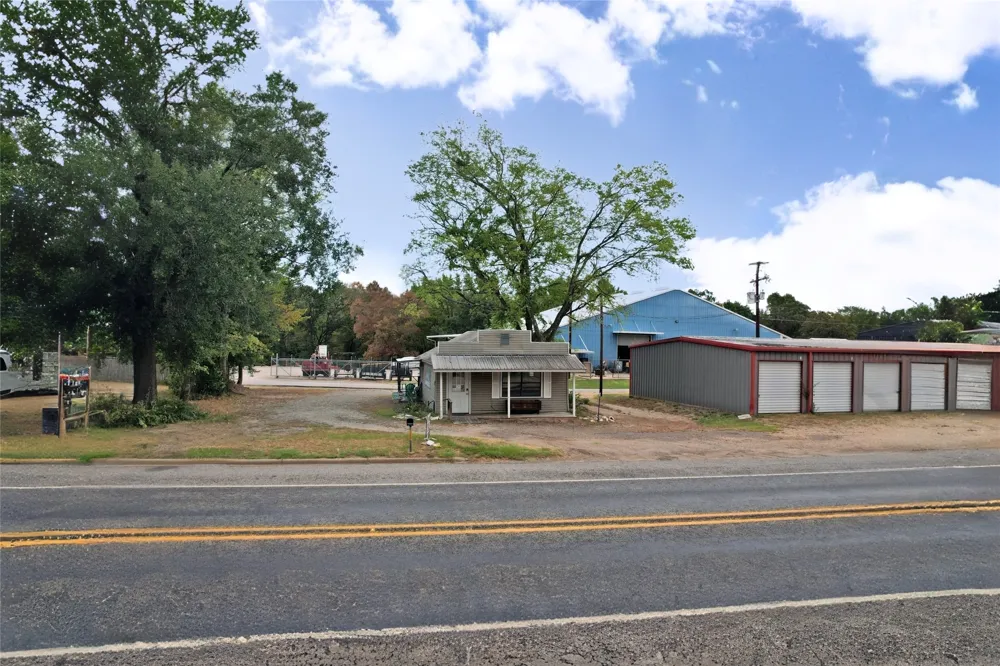 415 W Bermuda Street Quitman, TX 75783