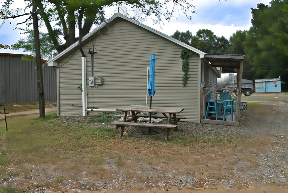 415 W Bermuda Street Quitman, TX 75783