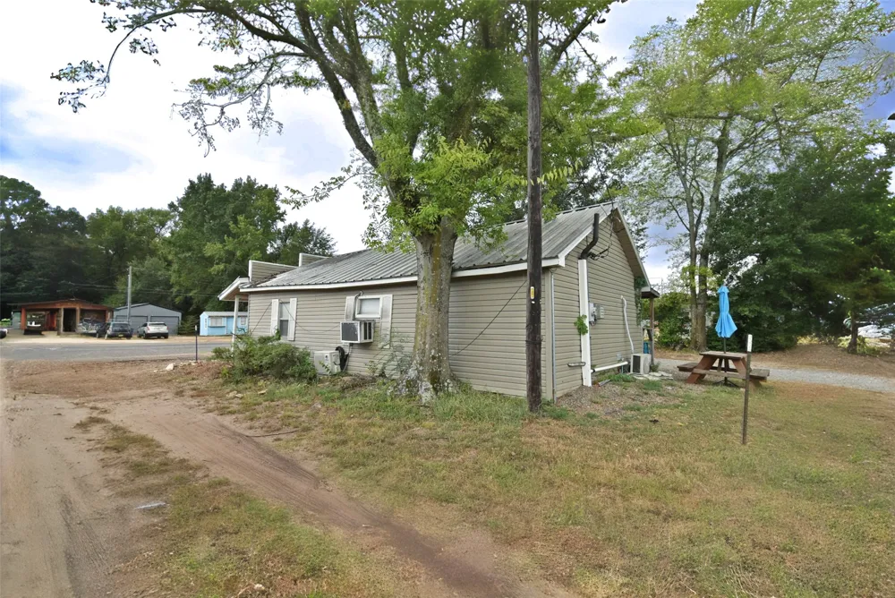 415 W Bermuda Street Quitman, TX 75783