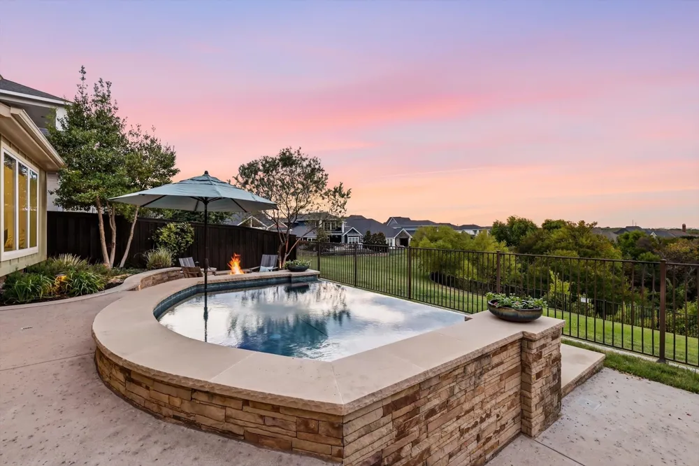 2409 Shady Creek Drive Carrollton, TX 75010