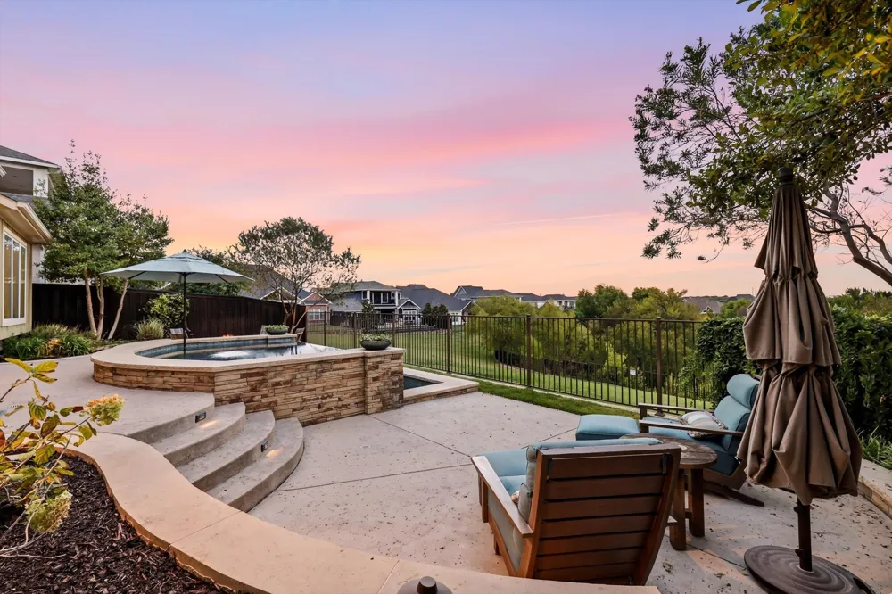 2409 Shady Creek Drive Carrollton, TX 75010