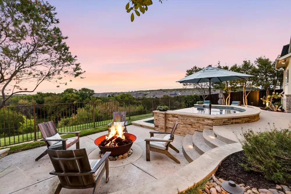 2409 Shady Creek Drive Carrollton, TX 75010