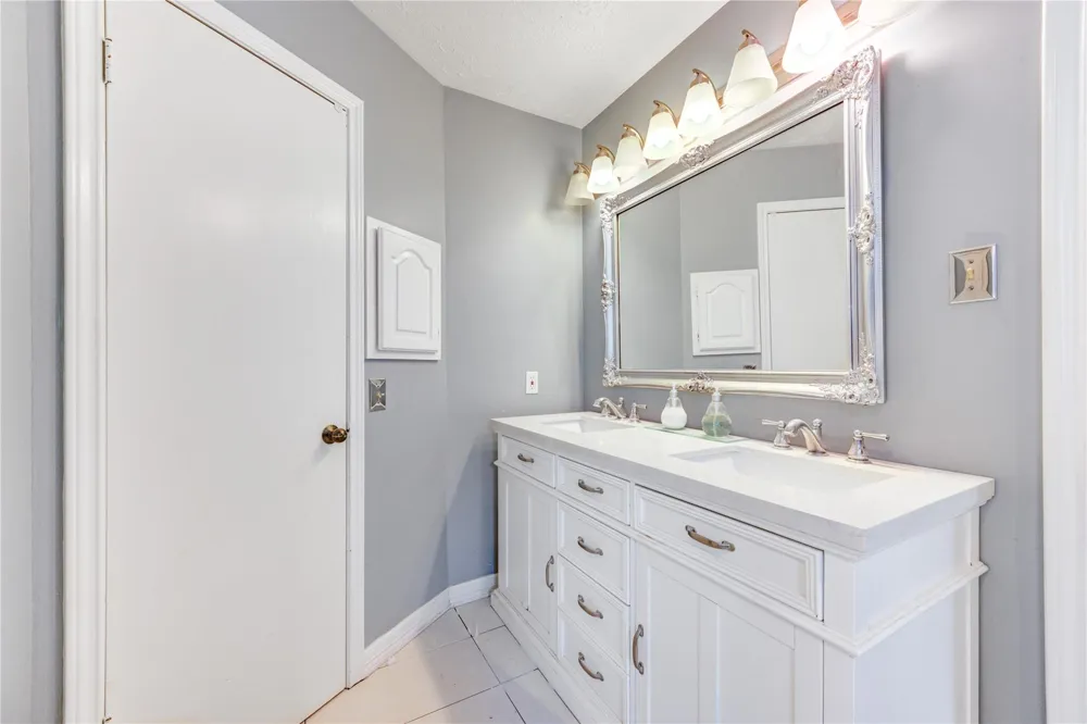 13323 Shaft Drive Cypress, TX 77429
