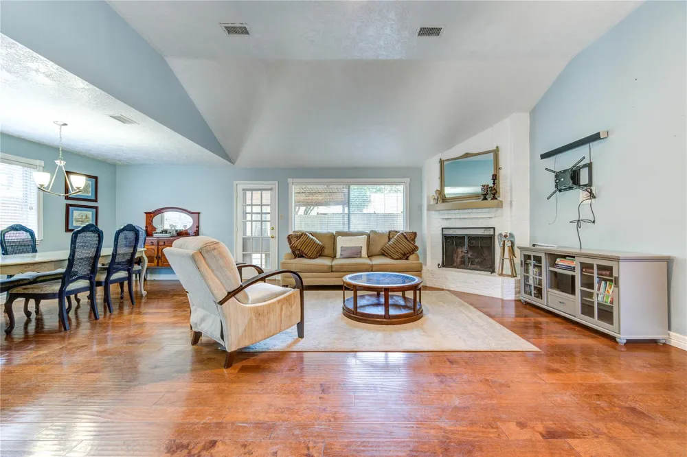 13323 Shaft Drive Cypress, TX 77429