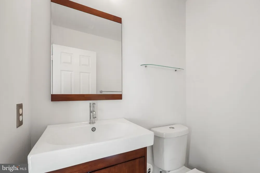 20379 SNOWPOINT PLACE Ashburn, VA 20147