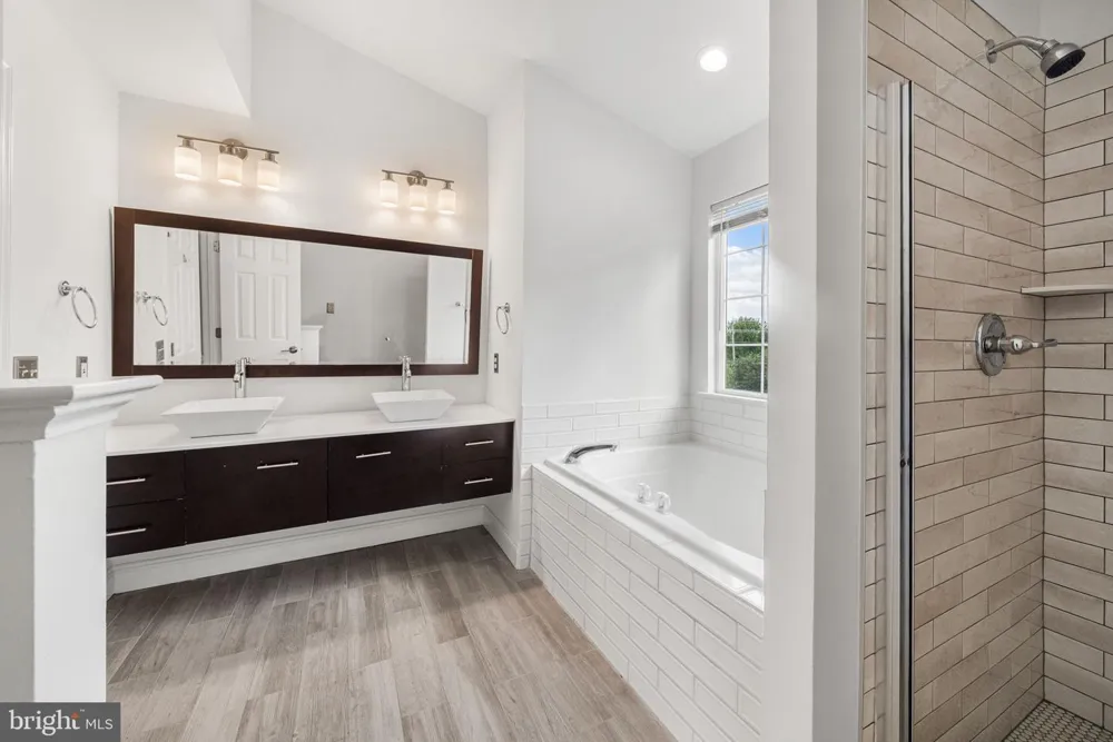20379 SNOWPOINT PLACE Ashburn, VA 20147