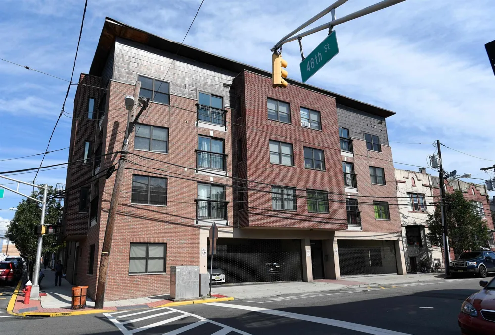 4801 PALISADE AVE Union City, NJ 07087