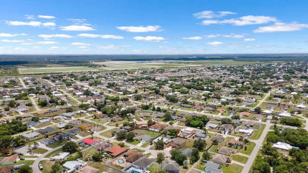 403 SW Cahoon Court Port St. Lucie, FL 34953
