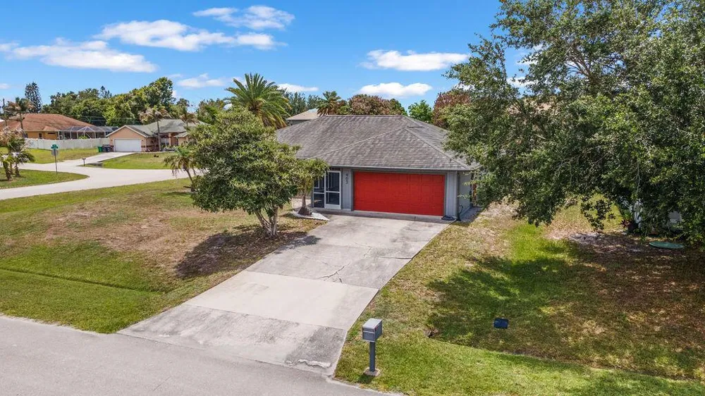 403 SW Cahoon Court Port St. Lucie, FL 34953
