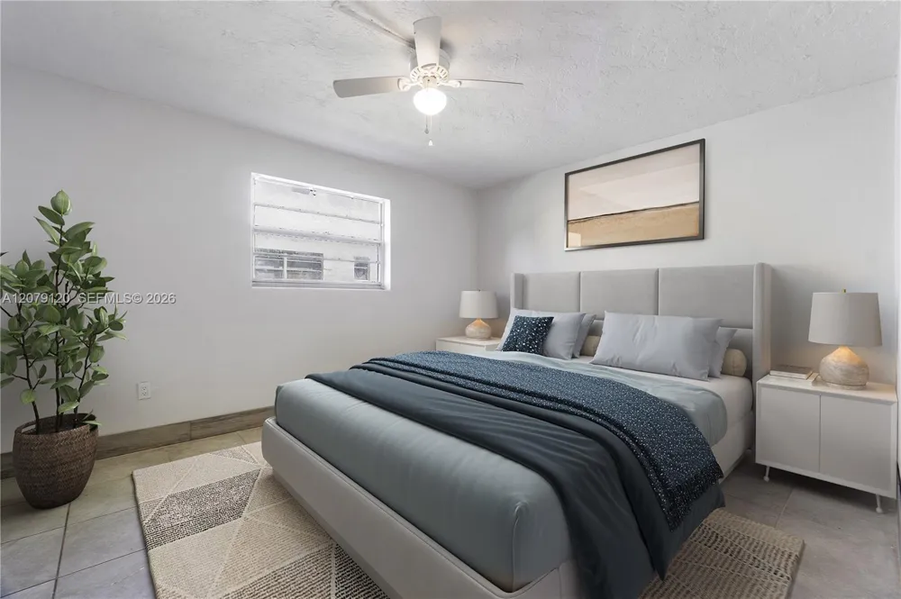 332 SW 3rd St #9 Belle Glade, FL 33430