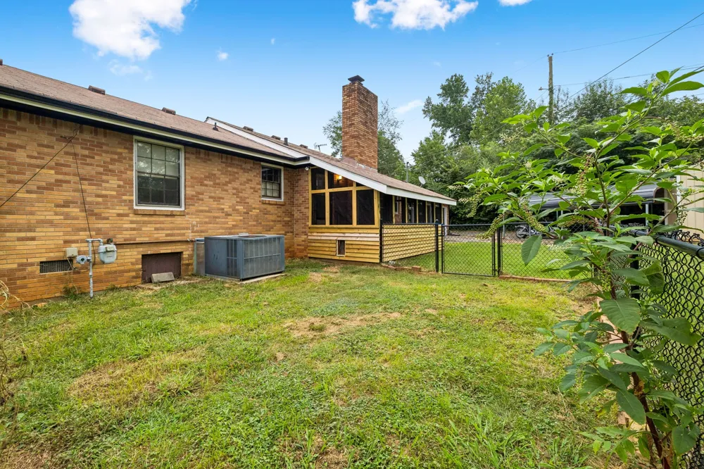 2322 Canterbury Rd Clarksville, TN 37043