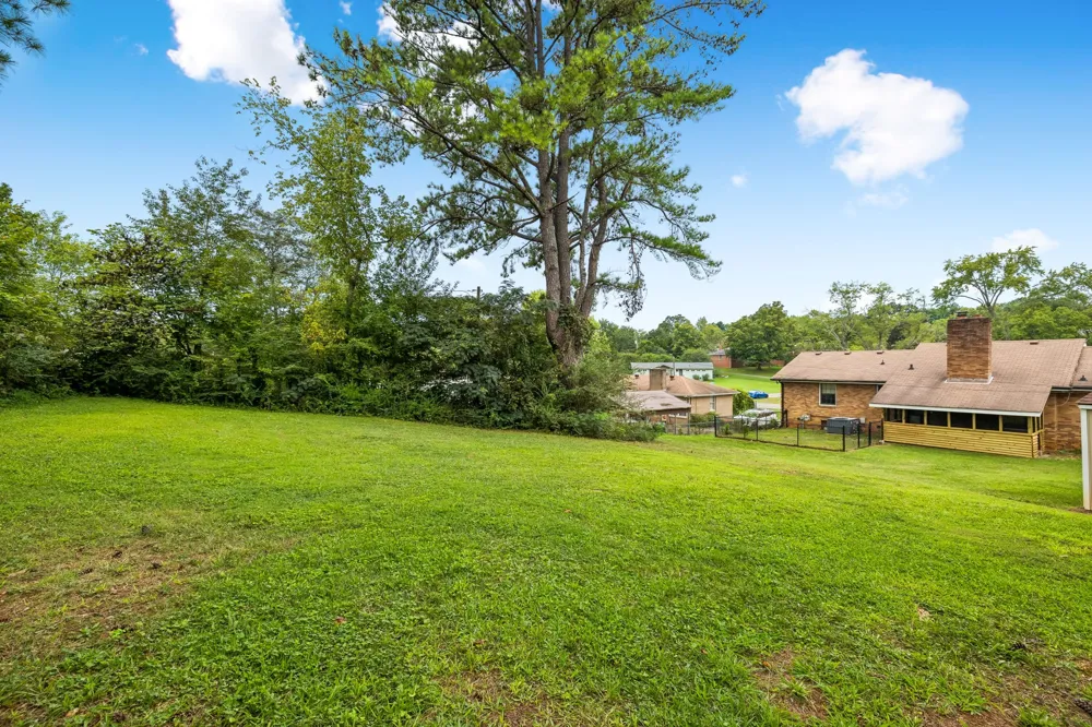2322 Canterbury Rd Clarksville, TN 37043