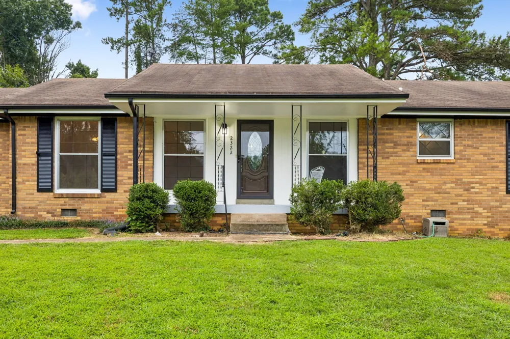 2322 Canterbury Rd Clarksville, TN 37043