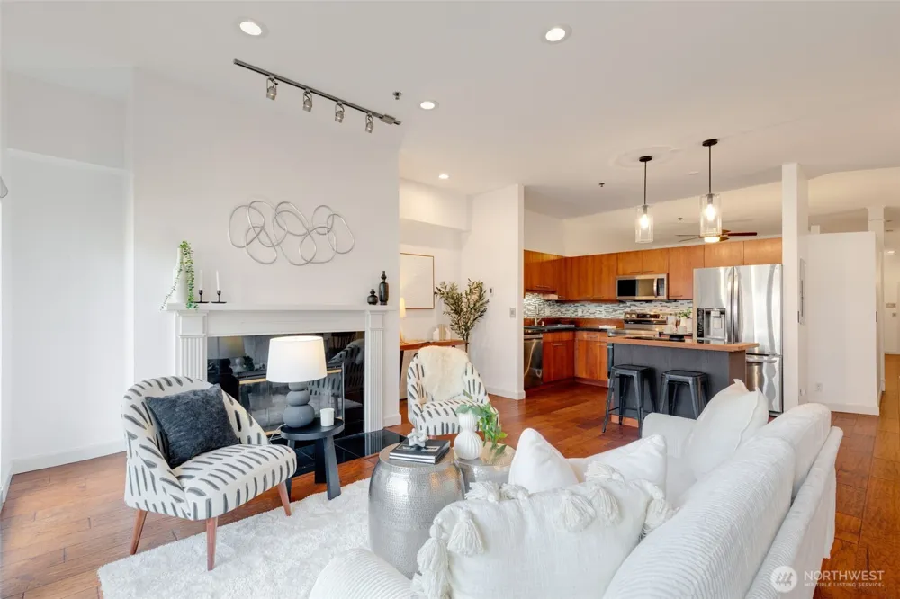 526 1st Avenue S #420 Seattle, WA 98104