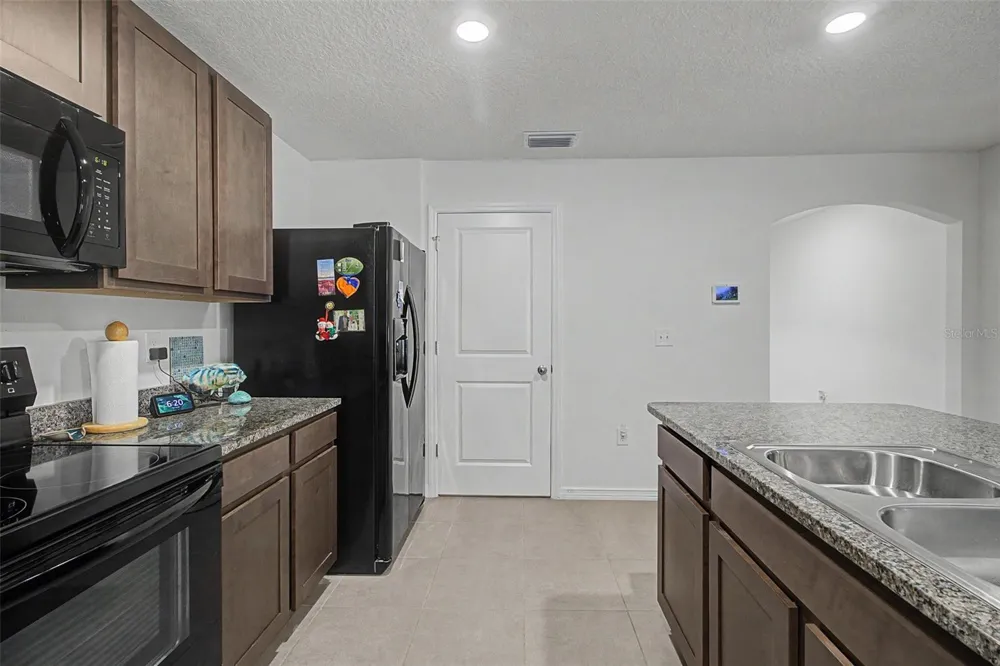 25199 NW 8TH ROAD Newberry, FL 32669