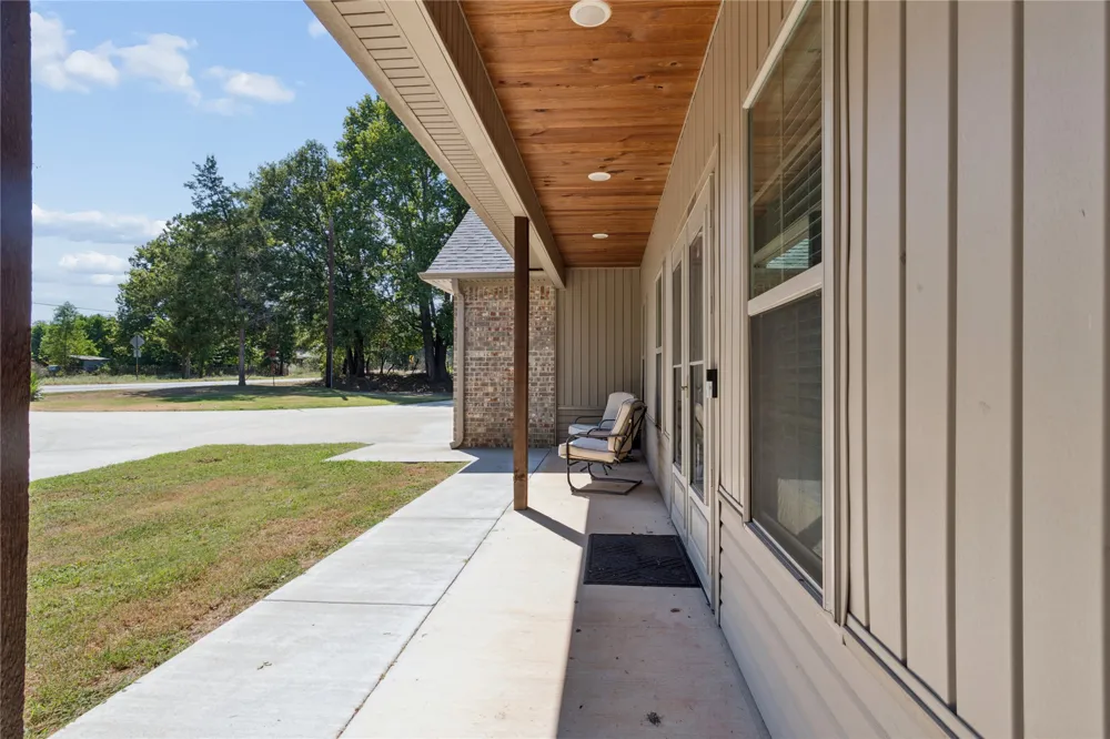 1100 Fm 992 De Kalb, TX 75559