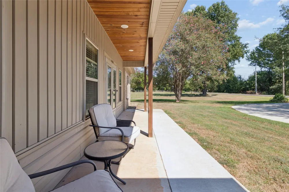 1100 Fm 992 De Kalb, TX 75559