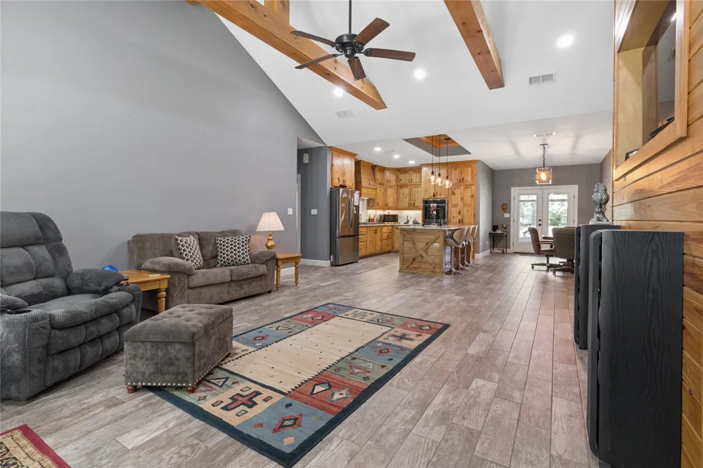 1100 Fm 992 De Kalb, TX 75559