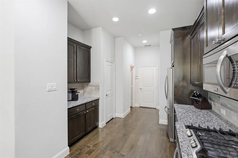 4675 Rhett Lane #A Carrollton, TX 75010