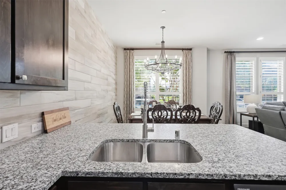 4675 Rhett Lane #A Carrollton, TX 75010