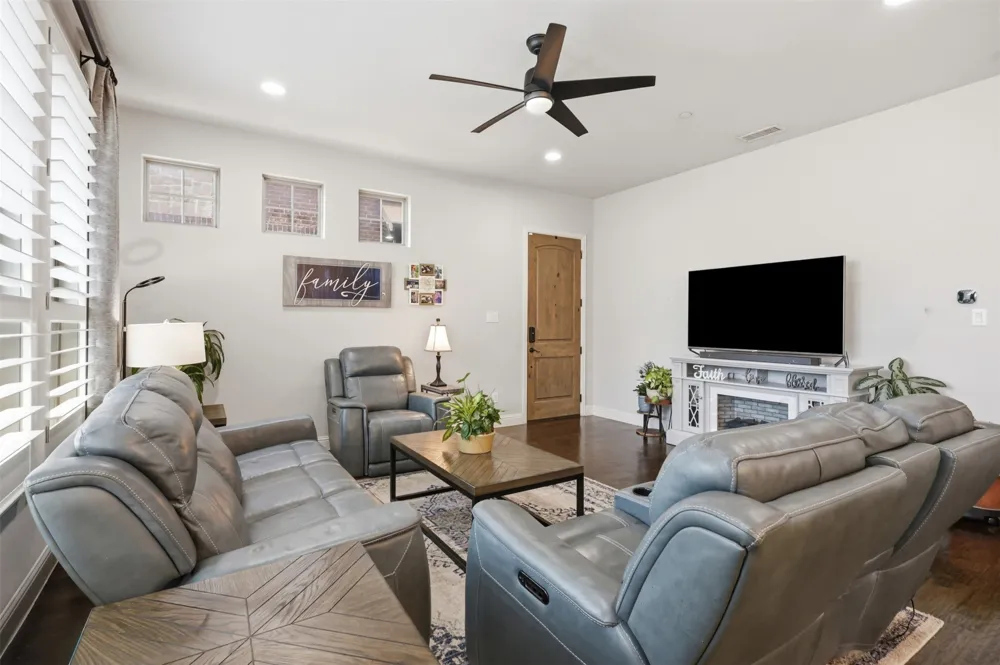 4675 Rhett Lane #A Carrollton, TX 75010