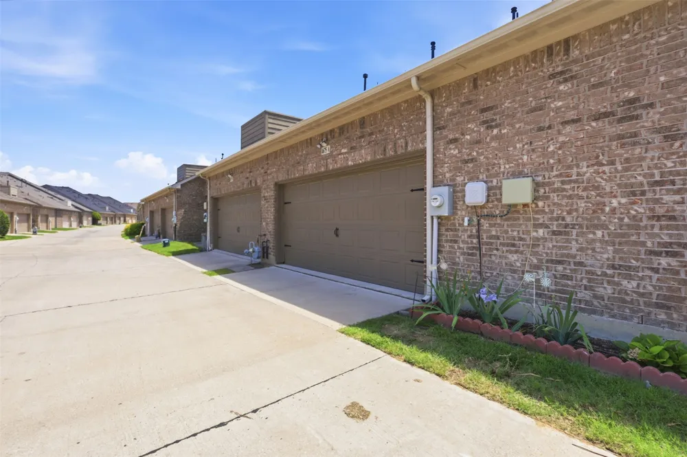 4675 Rhett Lane #A Carrollton, TX 75010