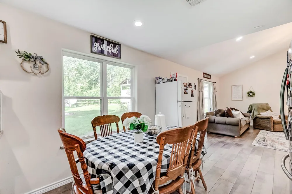 1570 Rebecca Place Vidor, TX 77662