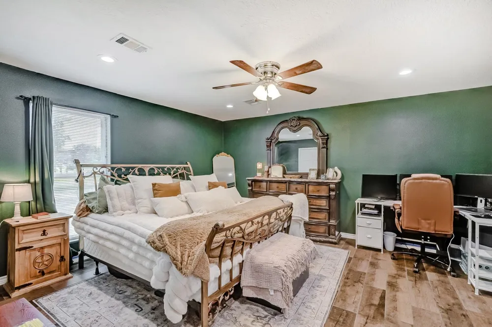1570 Rebecca Place Vidor, TX 77662
