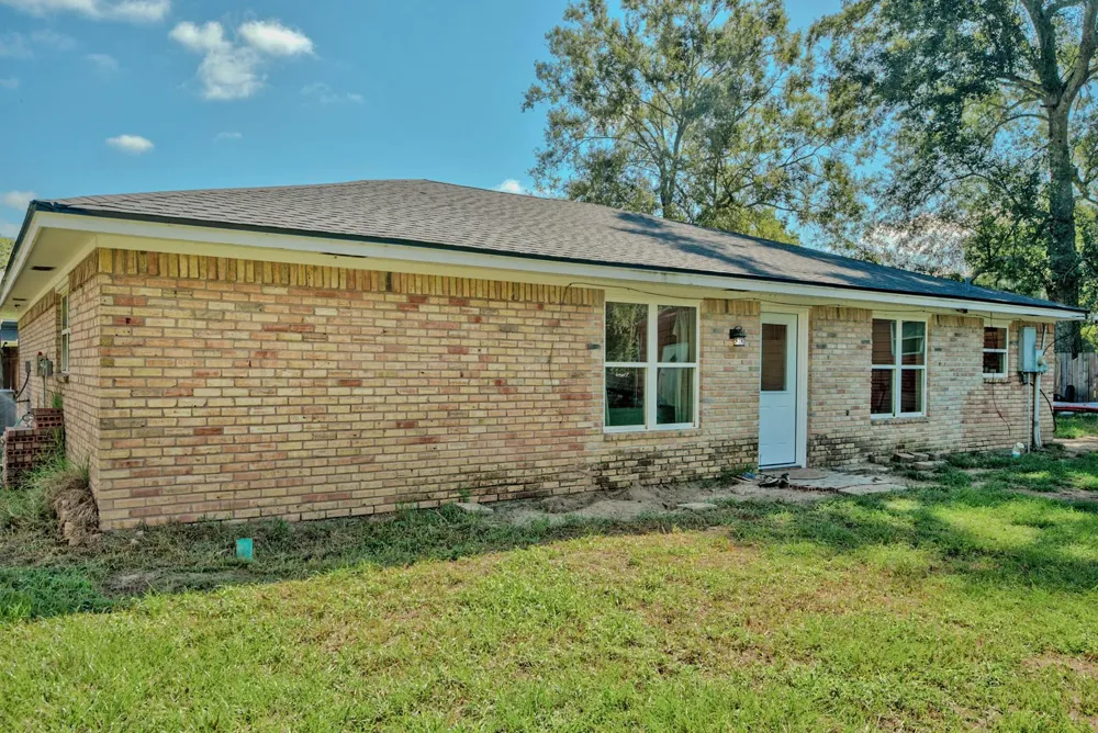 1570 Rebecca Place Vidor, TX 77662