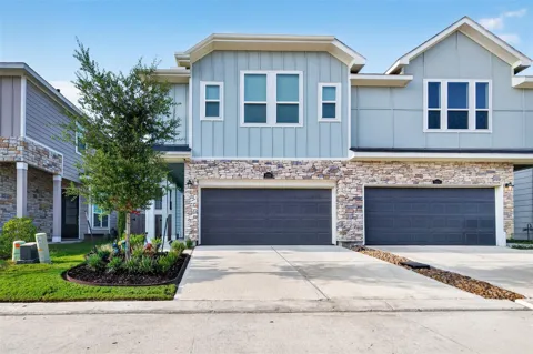 2206 Via Cami Lane