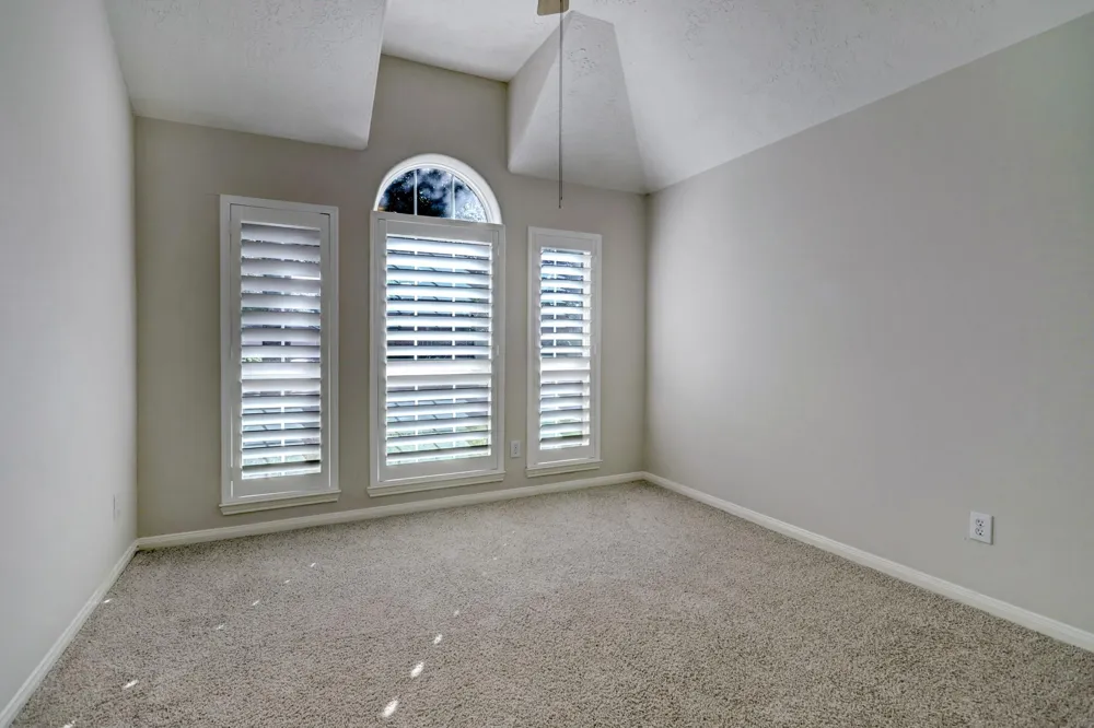 4219 Copper Creek Baytown, TX 77521