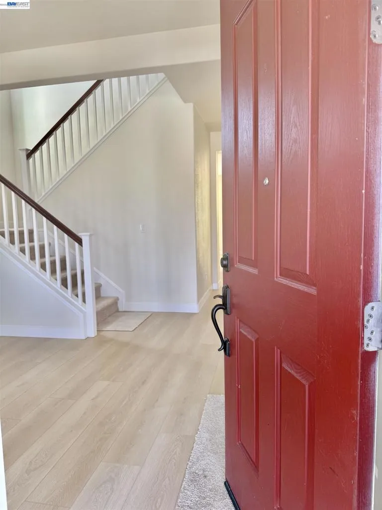 668 Landmark Pt Lathrop, CA 95330