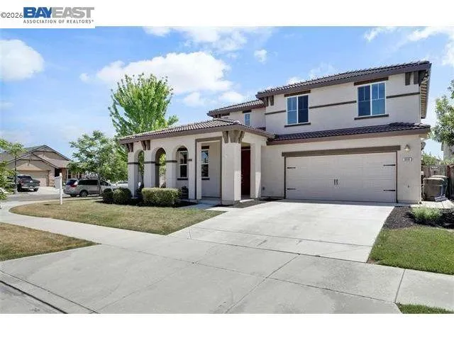 668 Landmark Pt Lathrop, CA 95330