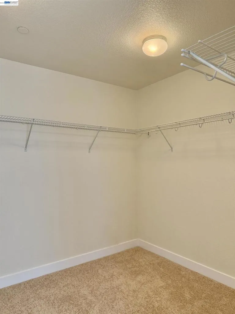 668 Landmark Pt Lathrop, CA 95330