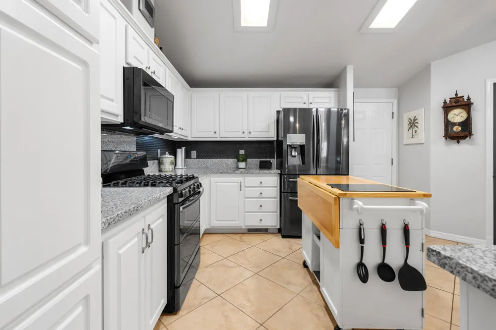 15300 Palm Drive #85 Desert Hot Springs, CA 92240