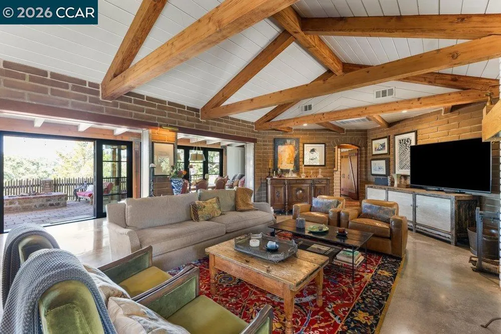 925 Beech Drive Walnut Creek, CA 94596