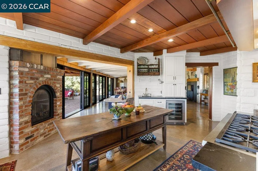 925 Beech Drive Walnut Creek, CA 94596