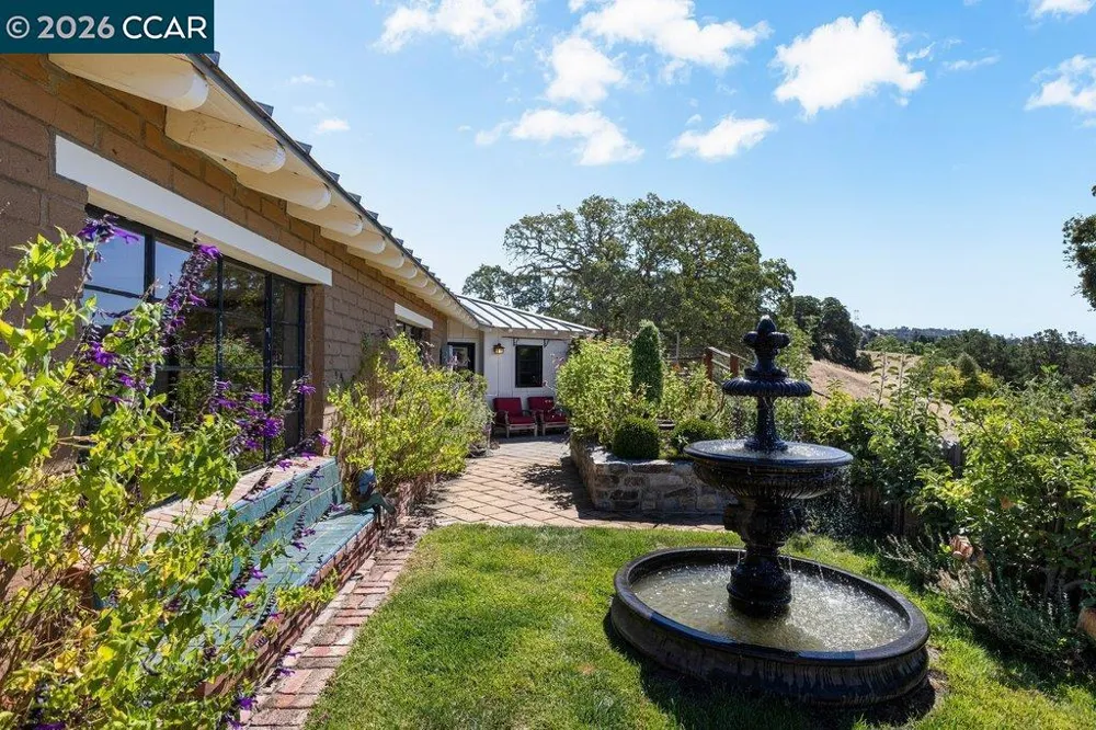 925 Beech Drive Walnut Creek, CA 94596