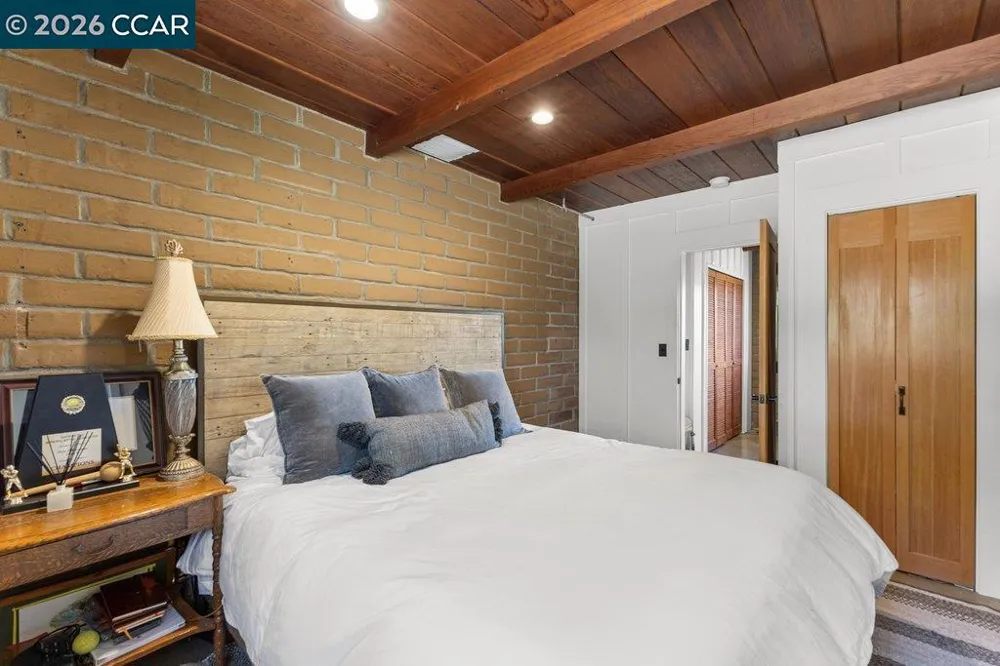925 Beech Drive Walnut Creek, CA 94596